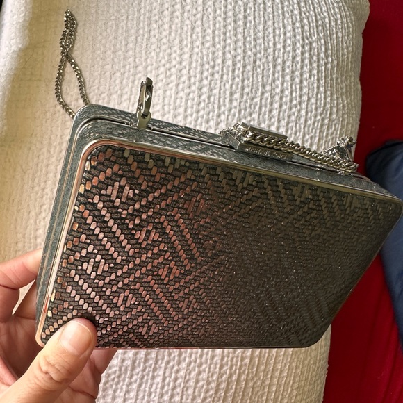 Gun metal/ gray embossed leather patttern - Picture 4 of 12